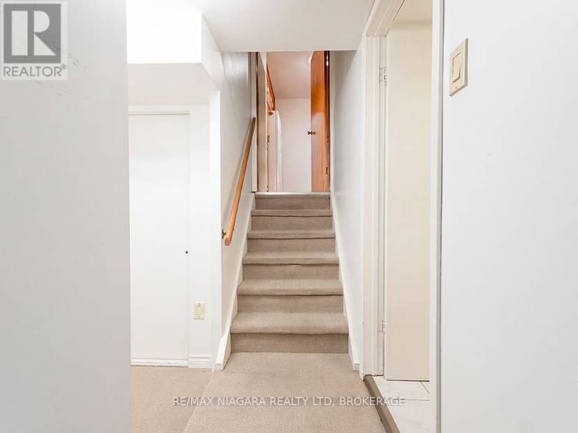 29 Runnymede Road — photo 22 of 38