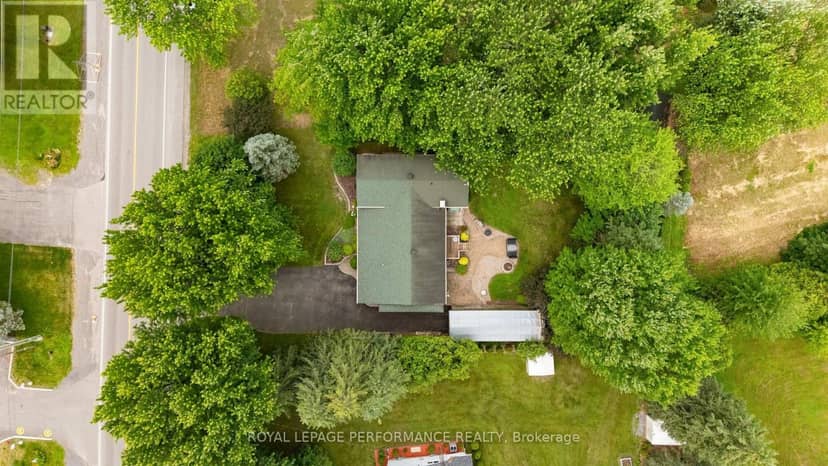 828 Principale Street — photo 9 of 40