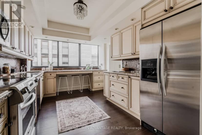 401 - 616 Avenue Road — photo 12 of 35