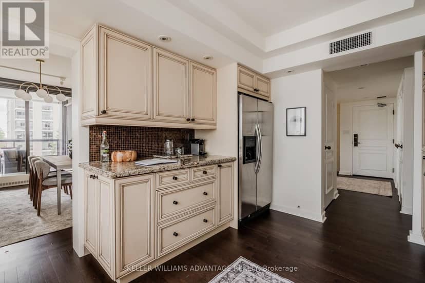 401 - 616 Avenue Road — photo 15 of 35