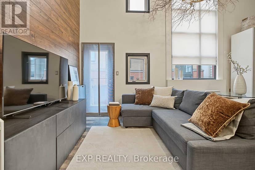 323 - 21 Earl Street — photo 11 of 22