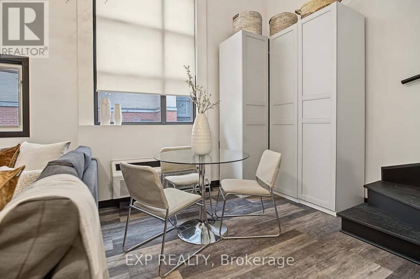 323 - 21 Earl Street — photo 14 of 22