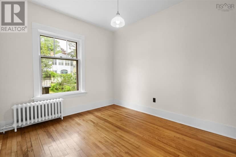 1643 Chestnut Street — photo 10 of 40