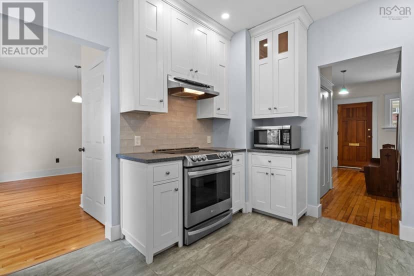 1643 Chestnut Street — photo 18 of 40