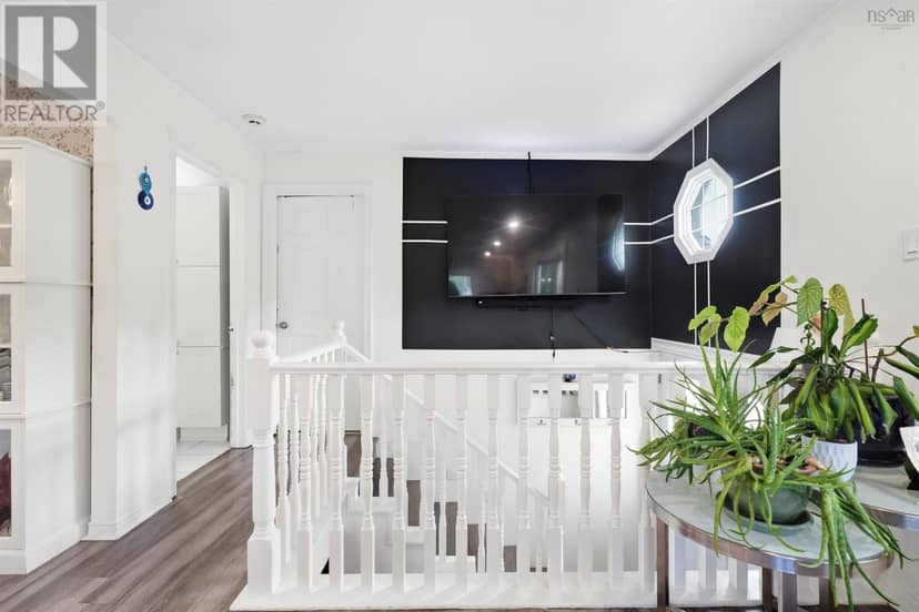 2093 Larry Uteck Boulevard — photo 3 of 29
