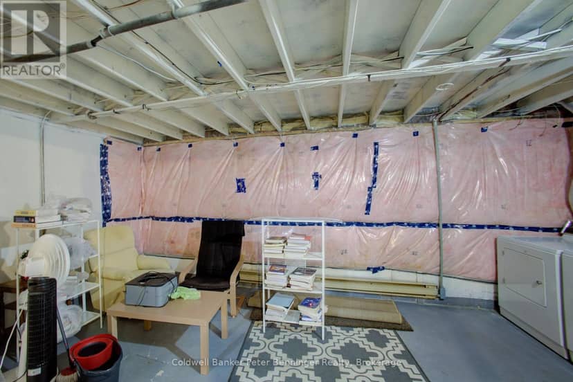 640 Hunter Street — photo 21 of 36