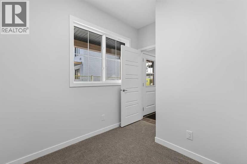 172 Hotchkiss Common SE — photo 31 of 38