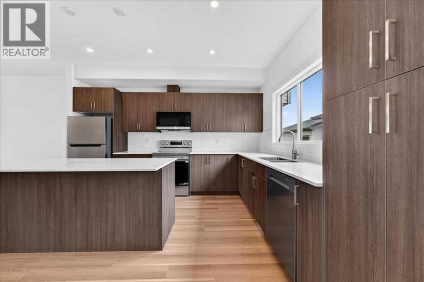 2081 Vantage Way SW — photo 13 of 32