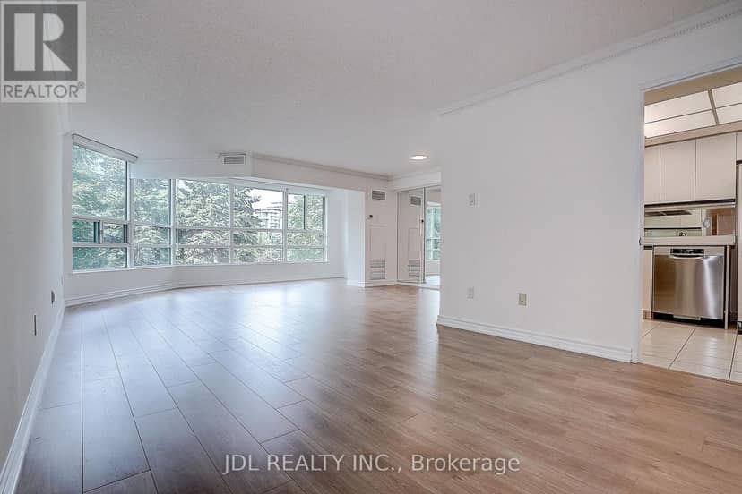 219 - 7825 Bayview Avenue — photo 10 of 40