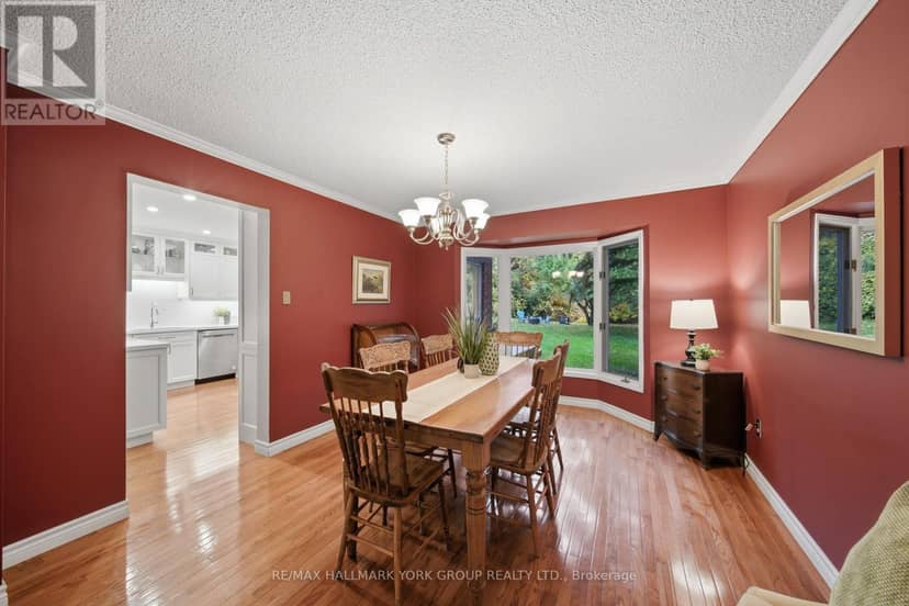 38 Lanewood Drive, Aurora, photo 7