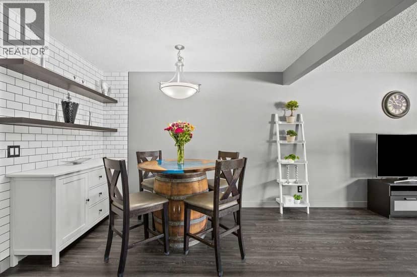116 Royal Birch Mount NW — photo 10 of 30