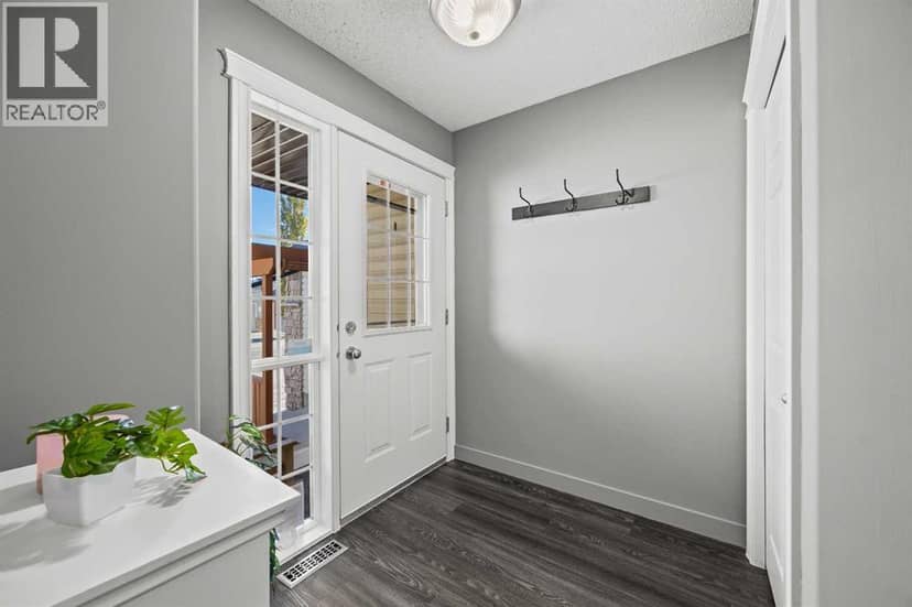 116 Royal Birch Mount NW, Calgary, photo 2