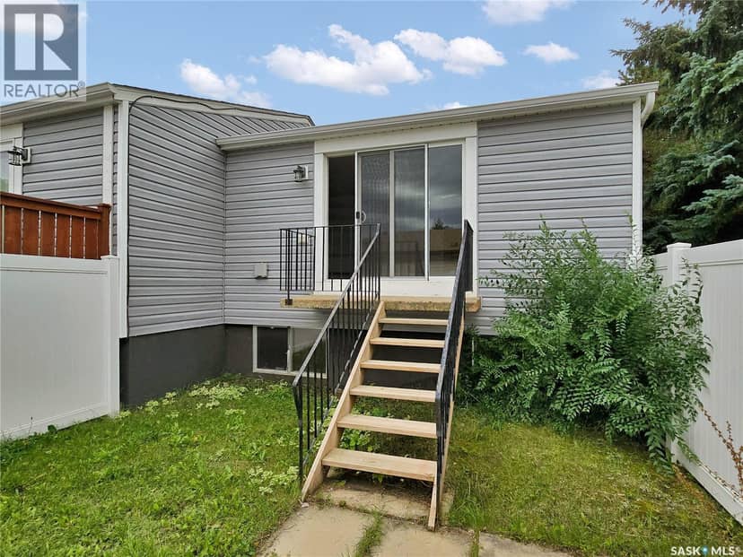 1625 Thompson AVENUE — photo 20 of 26
