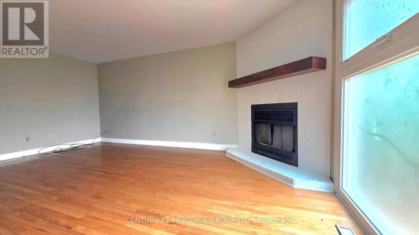 73 Hutton Crescent — photo 5 of 24