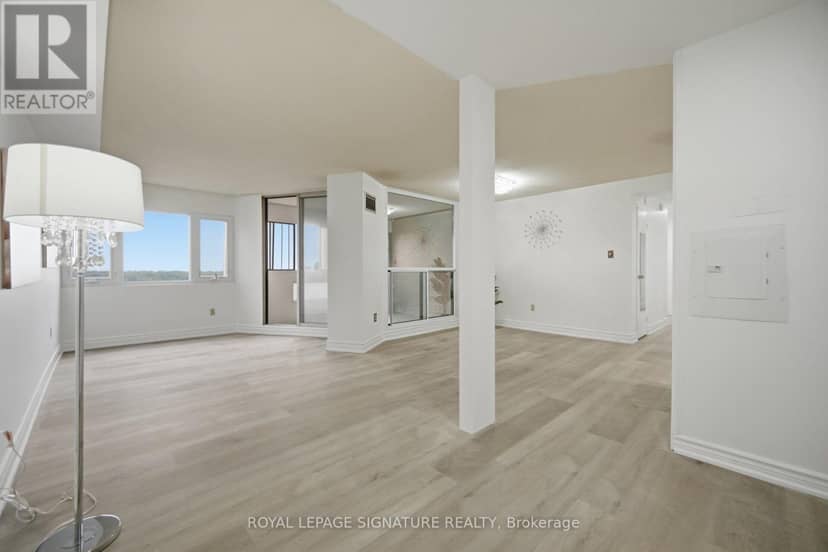 906 - 1580 Mississauga Valley Boulevard — photo 13 of 40