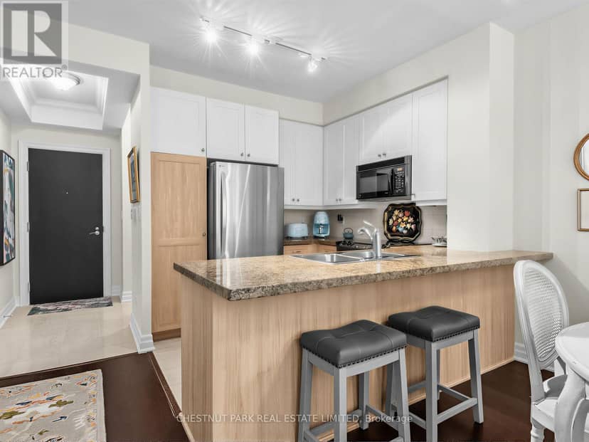 311 - 2855 Bloor Street W, Toronto, photo 4