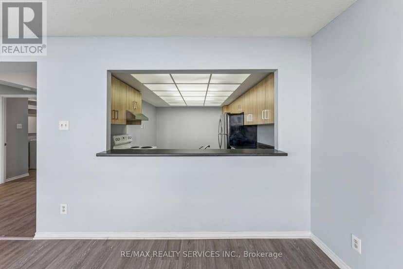 1206 - 330 Mill Street S — photo 15 of 28
