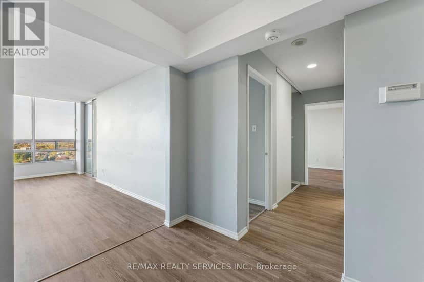 1206 - 330 Mill Street S — photo 19 of 28
