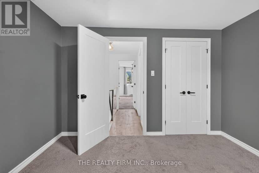 88 - 1919 Trafalgar Street — photo 14 of 26