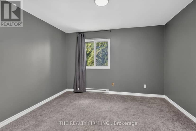 88 - 1919 Trafalgar Street — photo 13 of 26