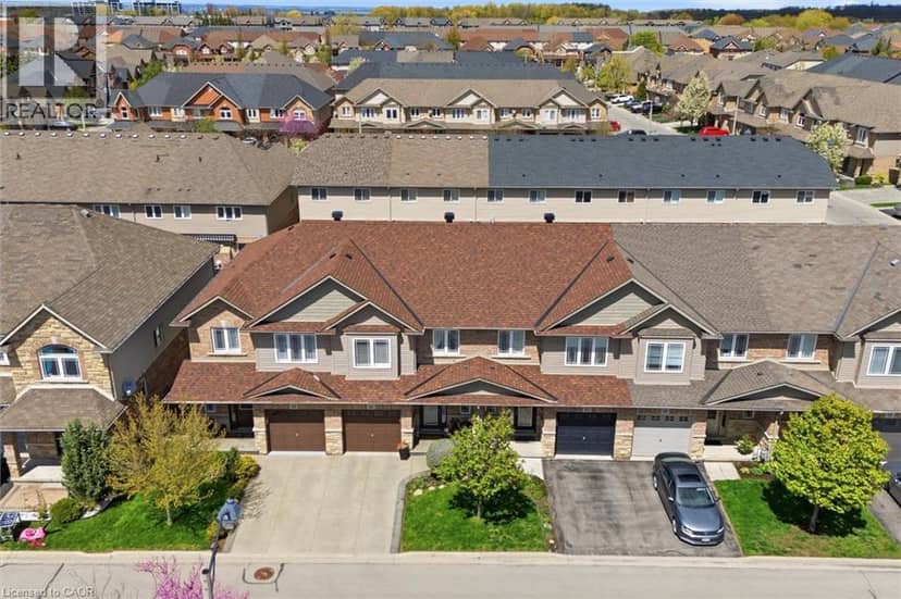 84 PERIWINKLE Drive, Stoney Creek, photo 4