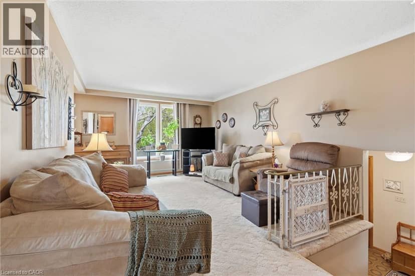 3107 USSHER Street — photo 10 of 29