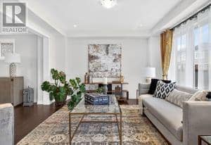 7 Pickett Place — photo 10 of 40