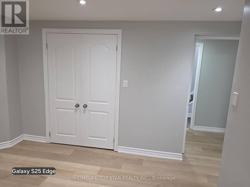 255 West 5th Street — photo 5 of 39