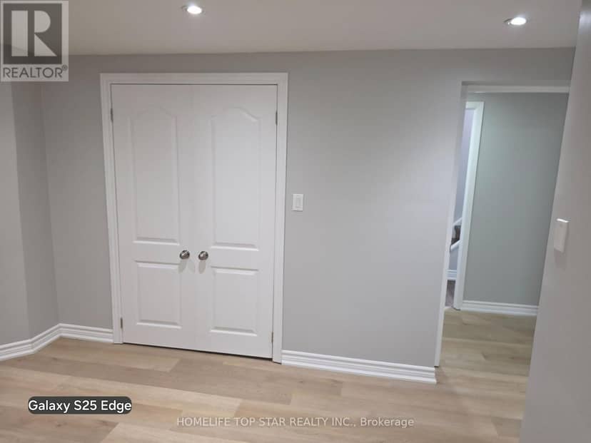 255 West 5th Street — photo 6 of 39
