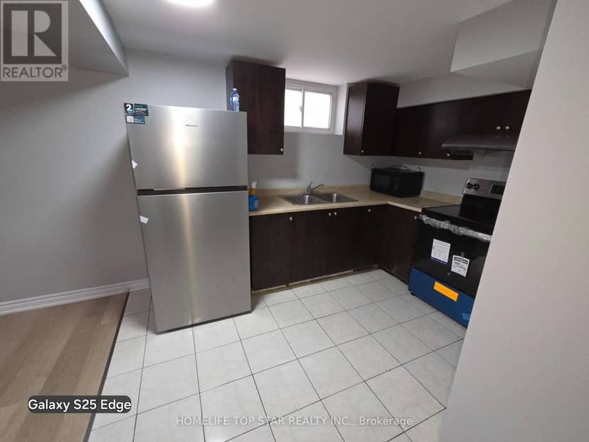 255 West 5th Street — photo 7 of 39