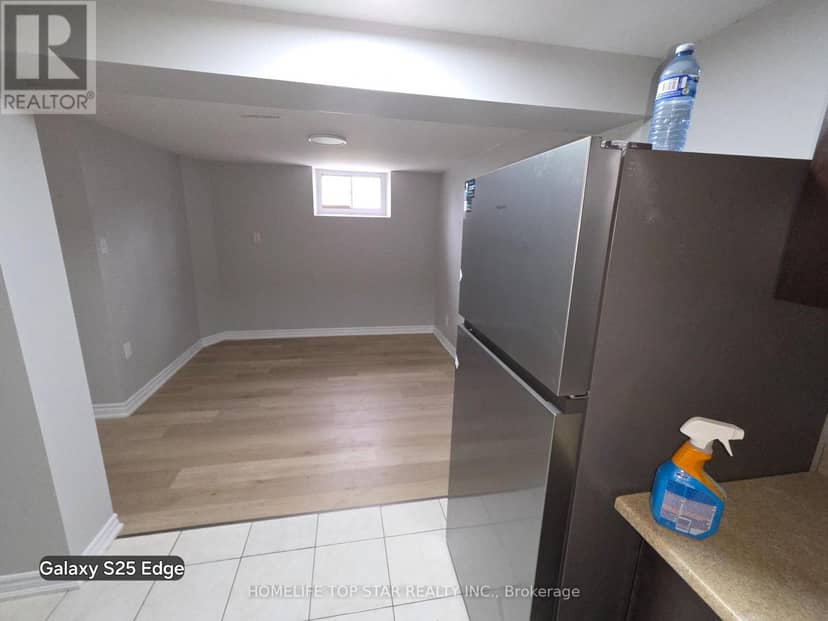 255 West 5th Street — photo 8 of 39
