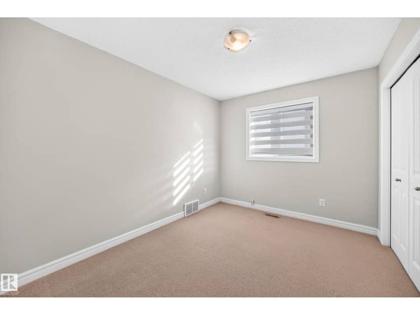 8509 Sloane Cr NW — photo 32 of 40