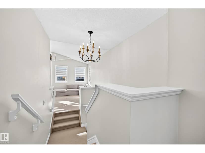 8509 Sloane Cr NW — photo 40 of 40