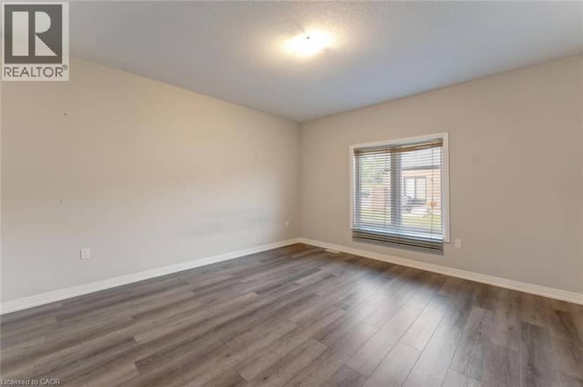 550 GREY Street Unit# 11 — photo 23 of 30