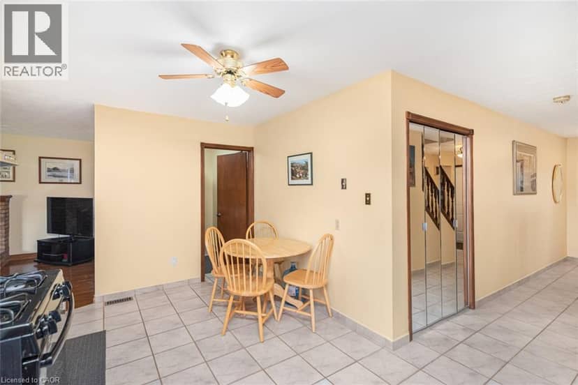 311 HEMLOCK Avenue — photo 10 of 40
