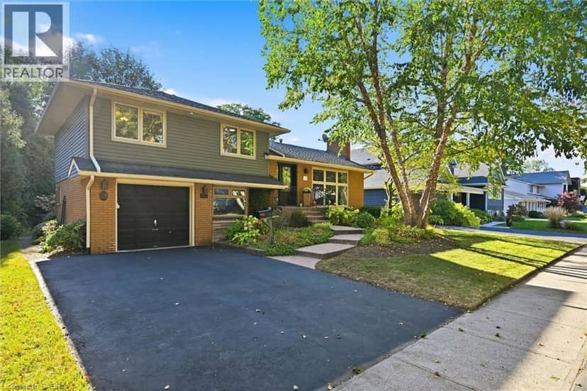 362 OAKWOOD Drive, Burlington, photo 3