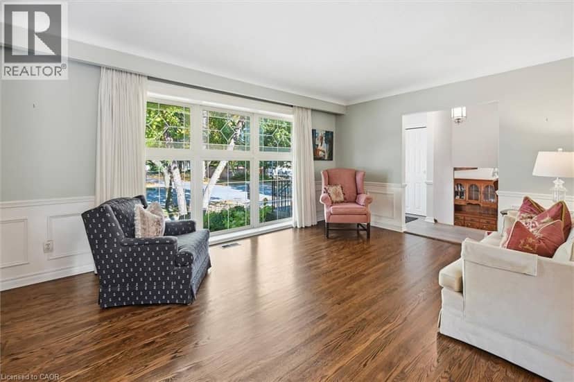 362 OAKWOOD Drive, Burlington, photo 7