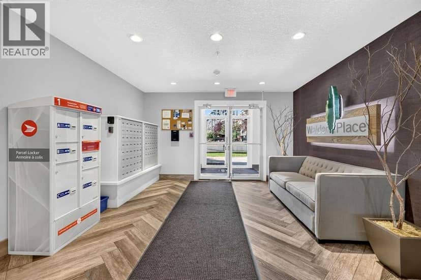 418, 10 Walgrove Walk SE — photo 9 of 40