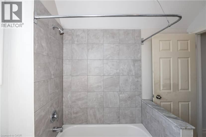 292 FARES Street — photo 13 of 39
