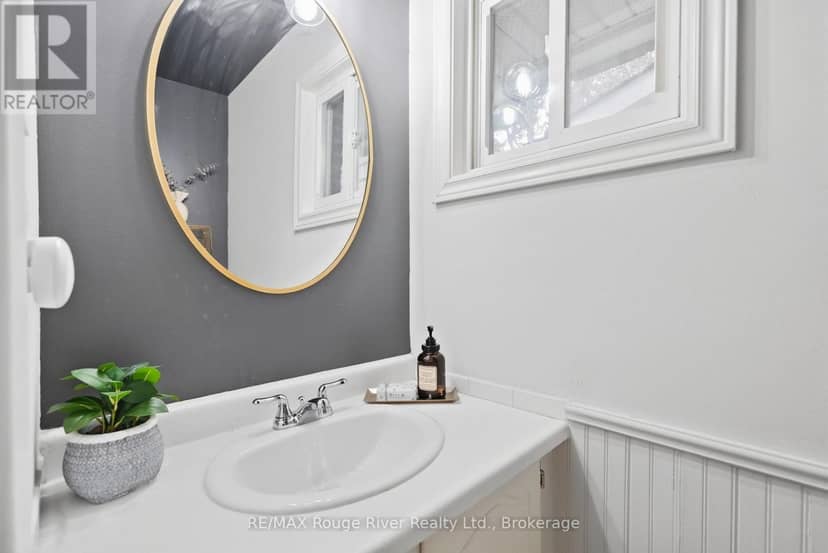 313 Lupin Drive — photo 16 of 40