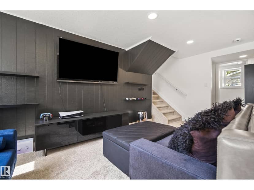 14616 88 AV NW — photo 27 of 40