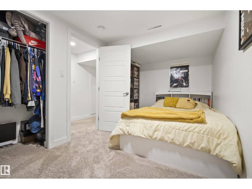 14616 88 AV NW — photo 33 of 40