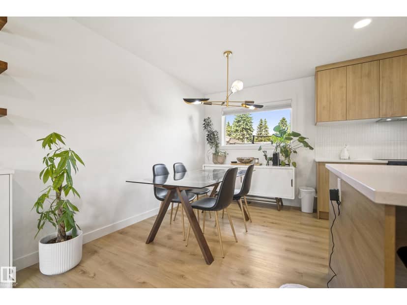 14616 88 AV NW — photo 11 of 40