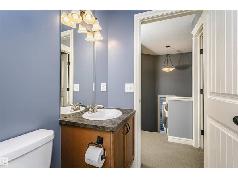 12051 18 AV SW SW — photo 22 of 40