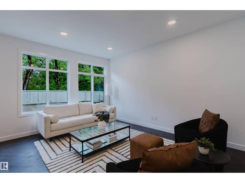 20723 40 AV NW — photo 11 of 33