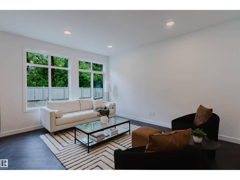 20723 40 AV NW — photo 15 of 33