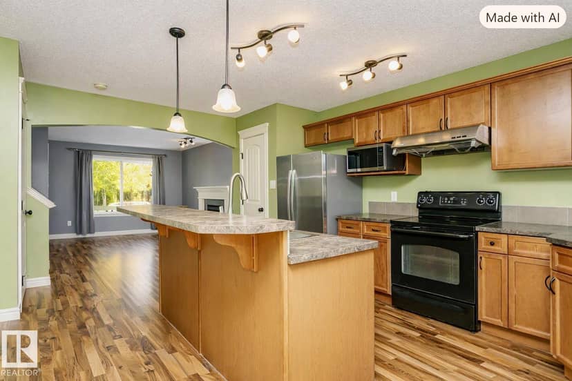 12051 18 AV SW SW — photo 9 of 40