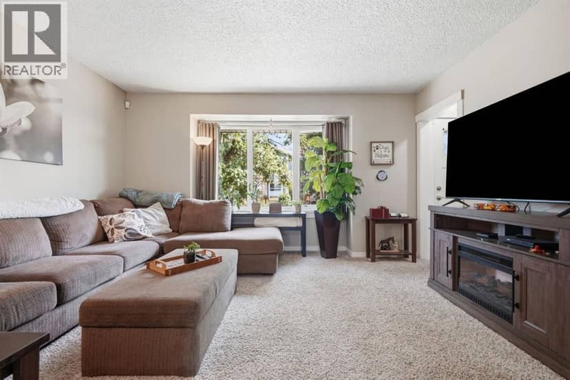 1037 Regal Crescent NE, Calgary, photo 5