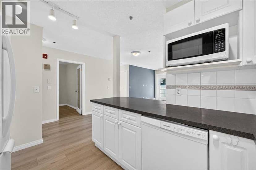 212, 7 Harvest Gold Manor NE — photo 14 of 39