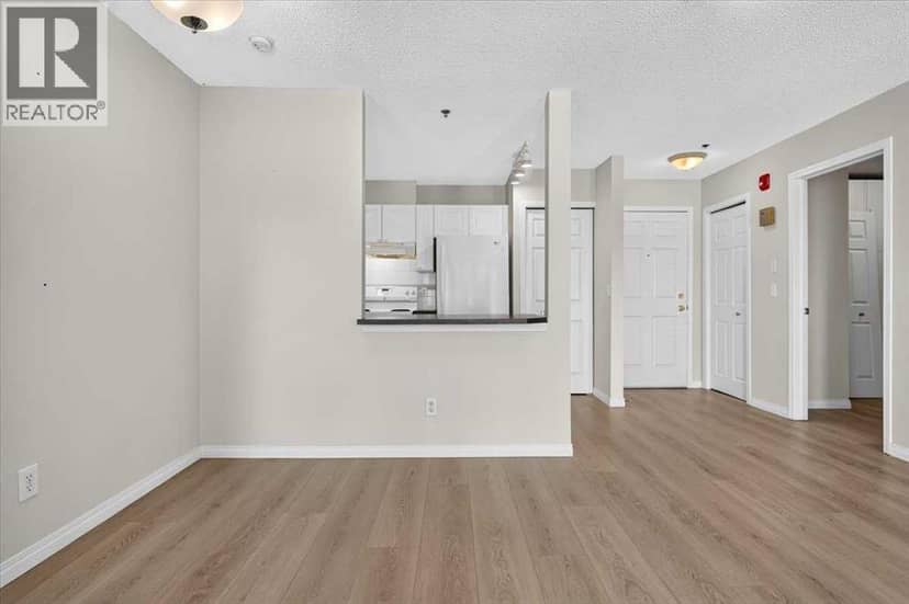 212, 7 Harvest Gold Manor NE — photo 11 of 39